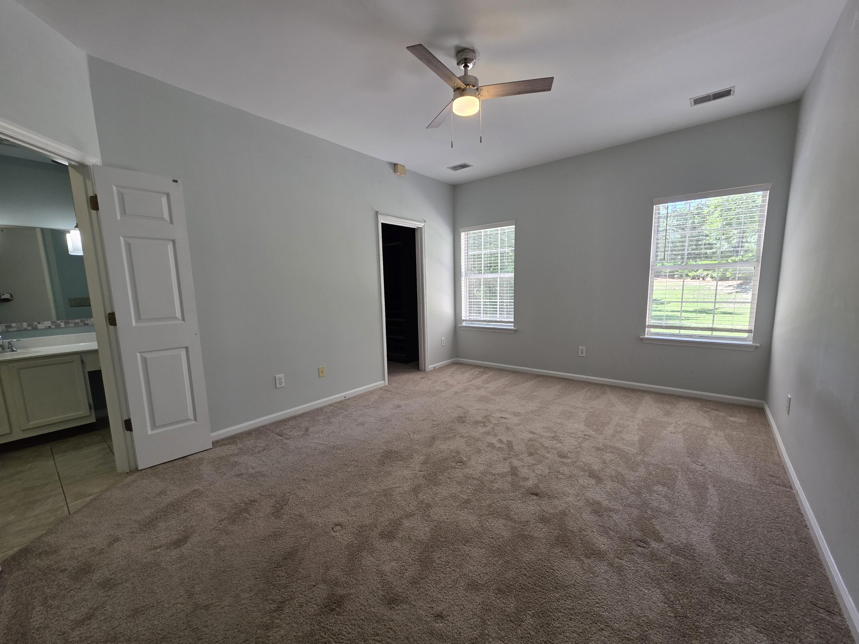 470 Cane Court Mount Pleasant, SC 29464 - Photo 12 of 21 20260603_122616