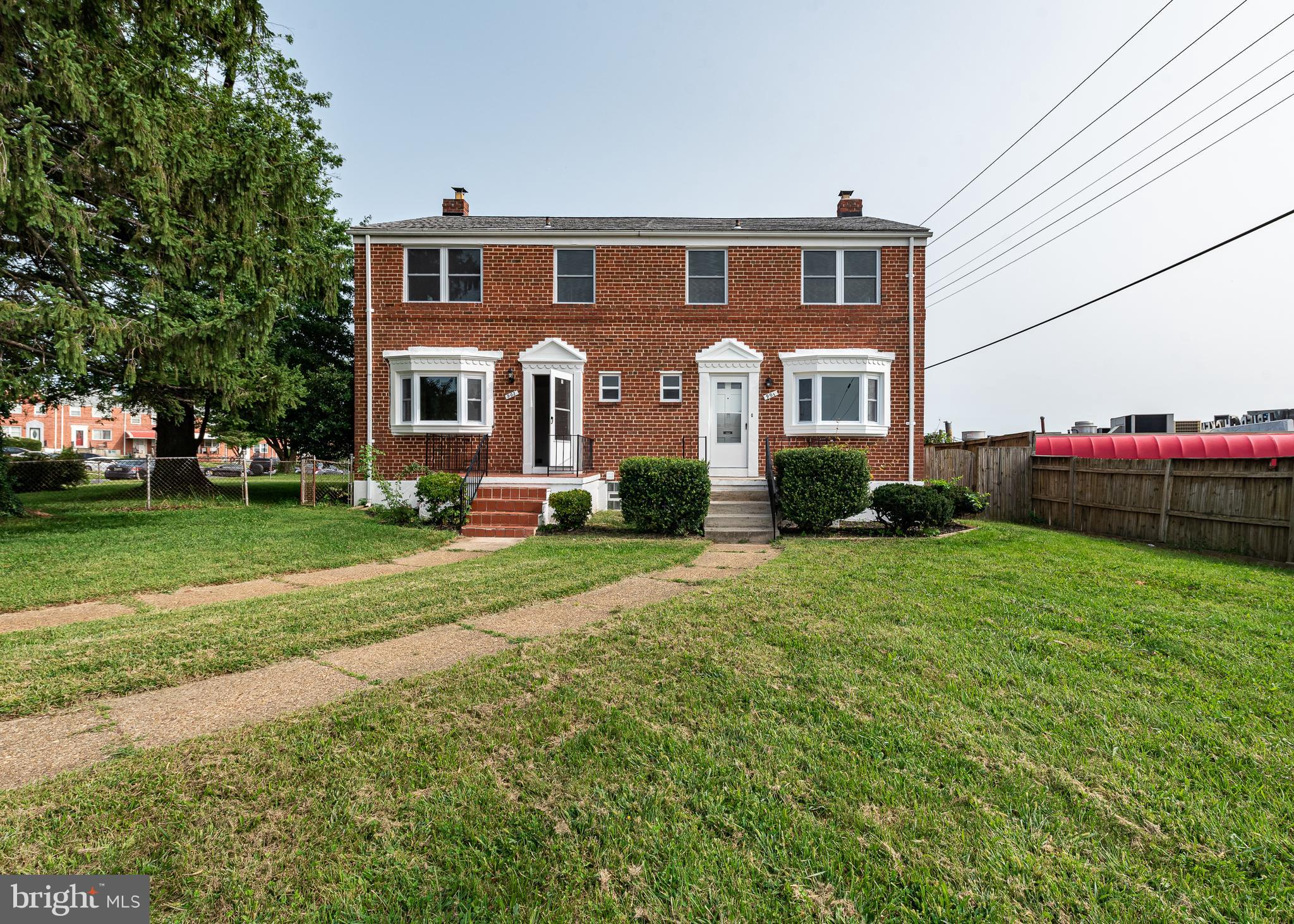 901 Coleridge Road Baltimore, MD 21229 - Photo 1 of 16 Exterior