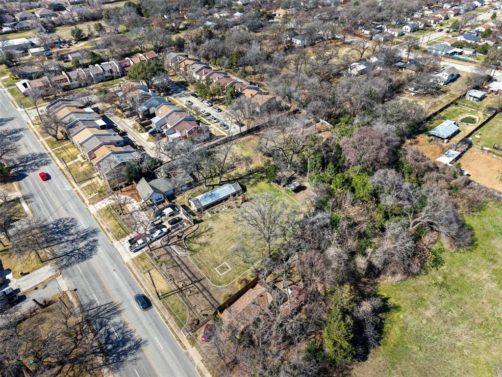 805 East Shady Grove Road Irving, TX 75060 - Photo 30 of 36 Aerial perspective of 1.6 acre homesite in the middle of Irving