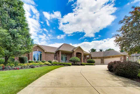 $1,100,000 | 31 Prairie Lane, Wayne, IL 60184