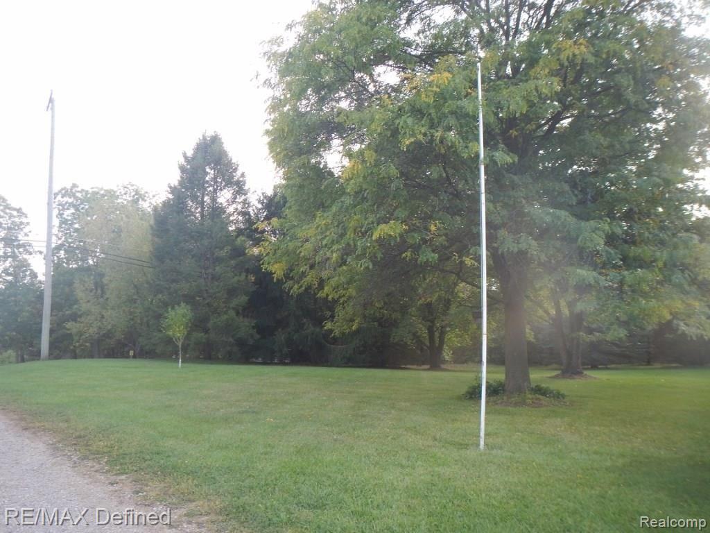 4645 Granger Road Oxford, MI 48371 - Photo 11 of 33 View of Property