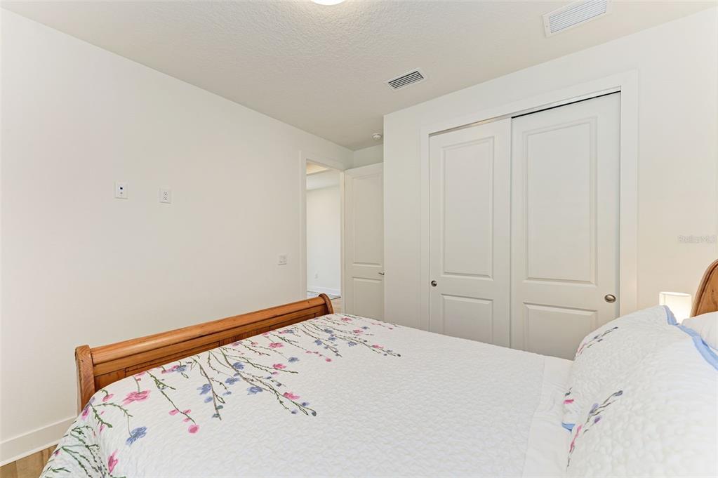 18530 Midsummer Place Venice, FL 34293 - Photo 33 of 99 Gallery Image 33