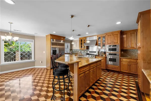 $999,999 | 10053 Stonehurst Avenue, Sun Valley, CA 91352