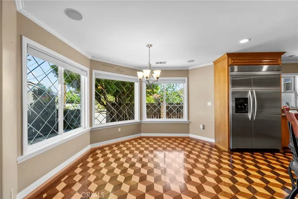 $999,999 | 10053 Stonehurst Avenue, Sun Valley, CA 91352