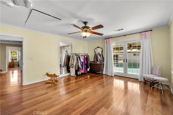 $999,999 | 10053 Stonehurst Avenue, Sun Valley, CA 91352