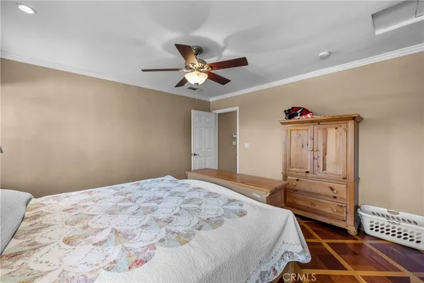 $999,999 | 10053 Stonehurst Avenue, Sun Valley, CA 91352