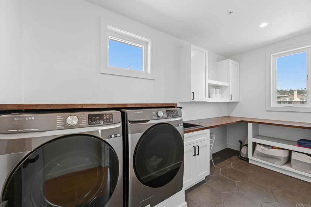 4407 Ramona Drive Fallbrook, CA 92028 - Photo 35 of 71 LAUNDRY ROOM