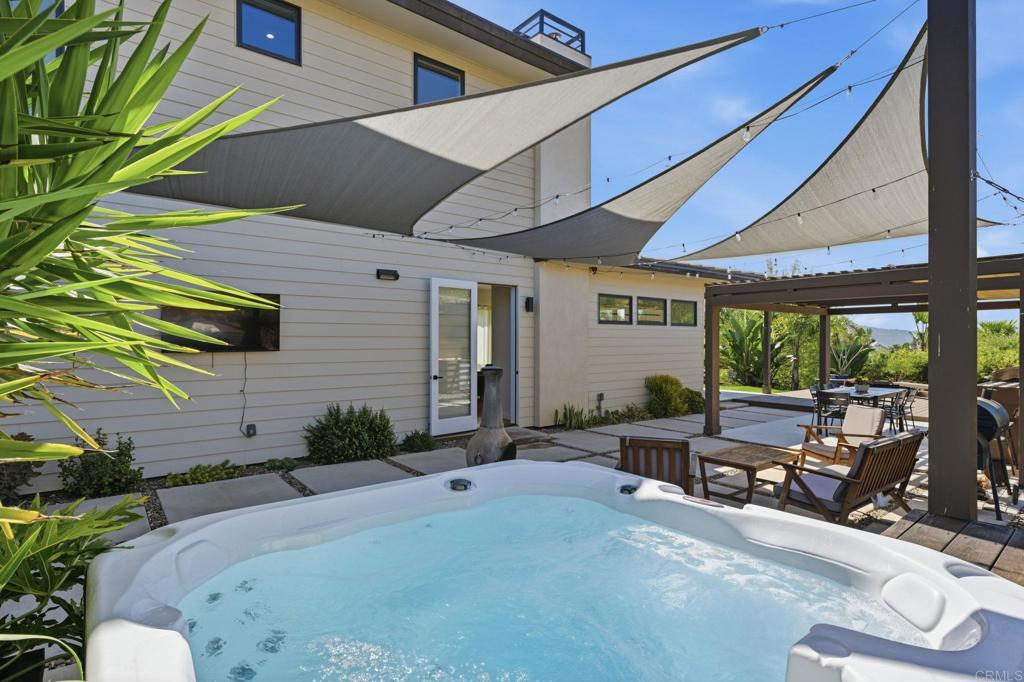 4407 Ramona Drive Fallbrook, CA 92028 - Photo 51 of 71 HOT TUB