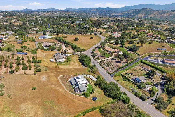 $1,748,747 | 4407 Ramona Drive, Fallbrook, CA 92028