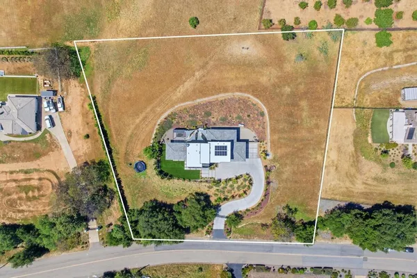 $1,748,747 | 4407 Ramona Drive, Fallbrook, CA 92028