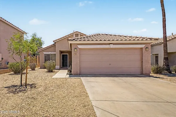 $2,275 | 905 East Potter Drive, Phoenix, AZ 85024