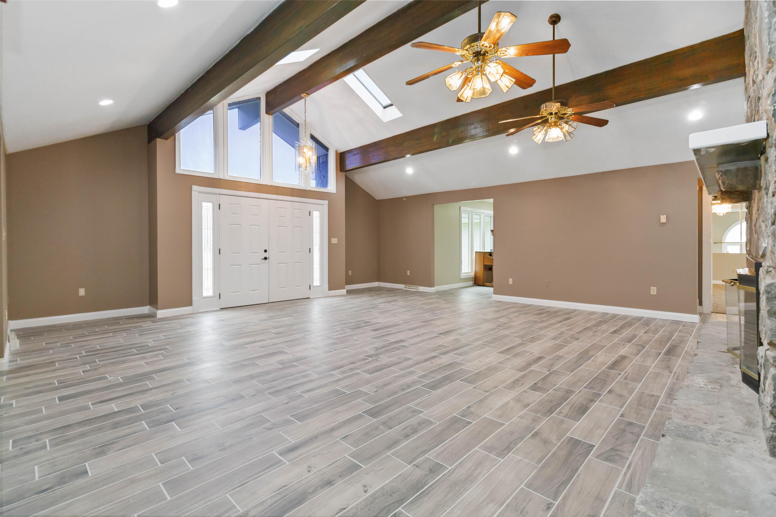 2056 West Laurel Road London, KY 40741 - Photo 26 of 46 008