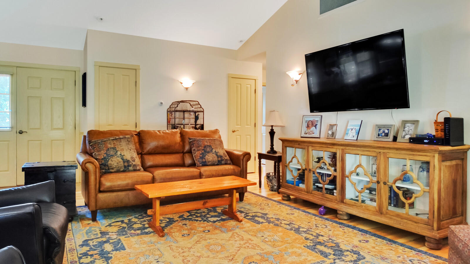 1 Country Way Waterville, ME 04901 - Photo 11 of 29 Living Room