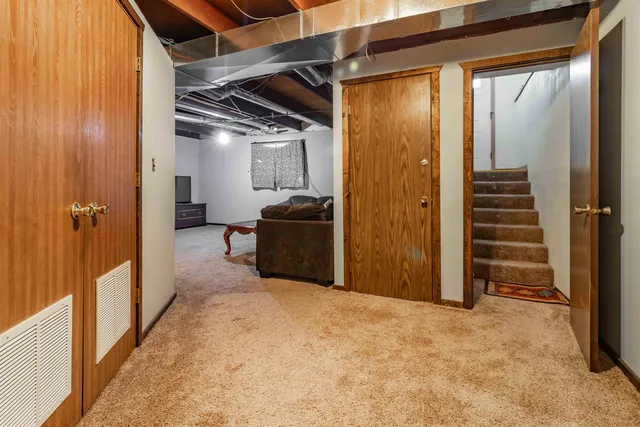 $381,500 | N10368 Queens Way, Necedah, WI 54646