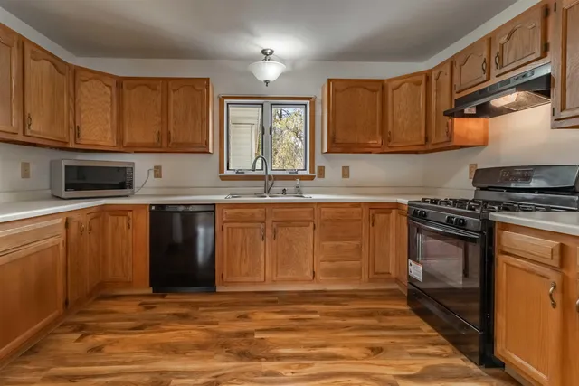 $381,000 | N10368 Queens Way, Necedah, WI 54646