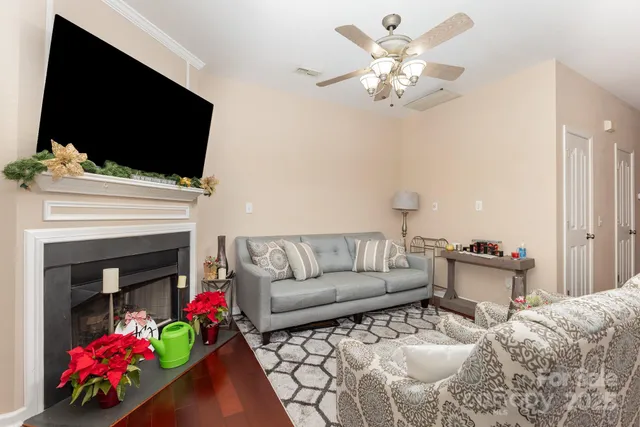 $330,000 | 16677 Commons Creek Drive, Charlotte, NC 28277