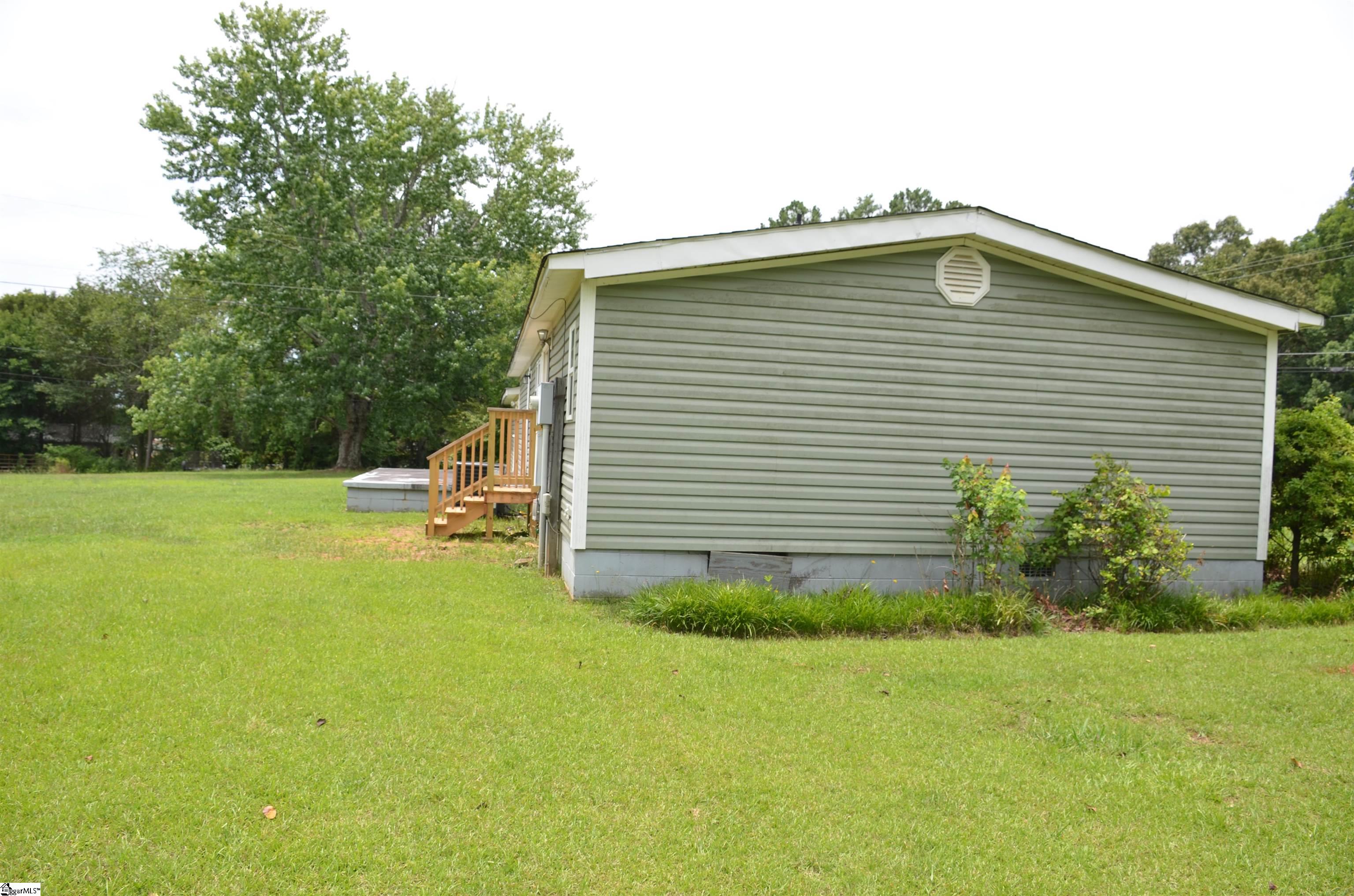 733 Brockman McClimon Road Greer, SC 29651 - Photo 11 of 27