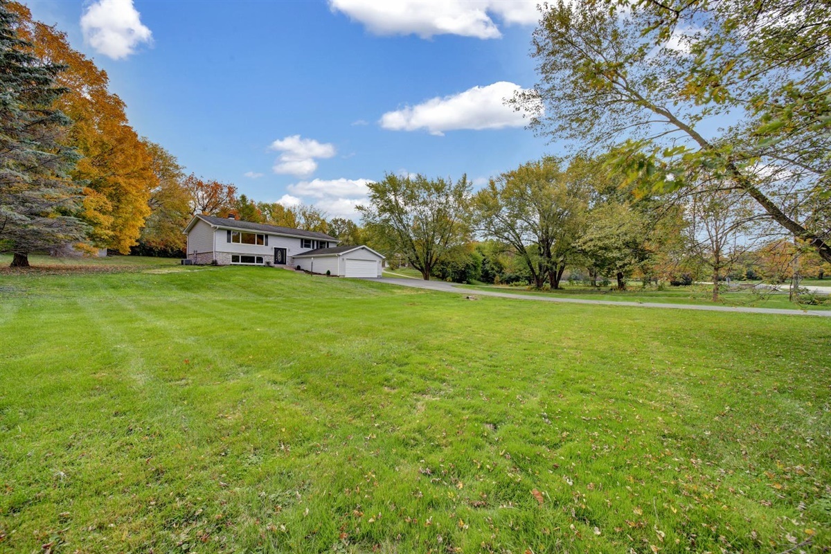 7N301 Stevens Road St. Charles, IL 60175 - Photo 2 of 35