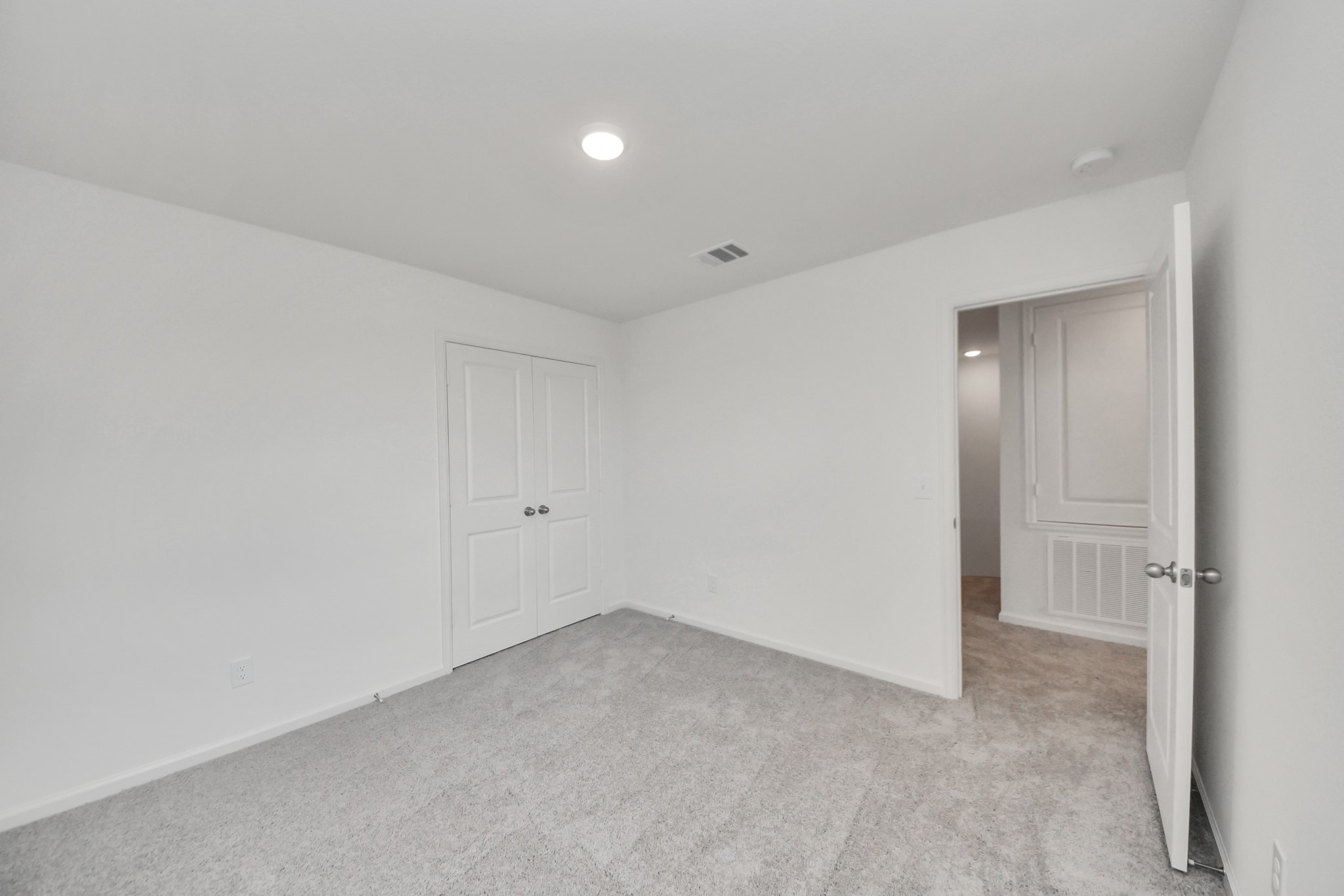 10315 Malta Trce Drive, Unit B Rosharon, TX 77583 - Photo 24 of 49 a view of room