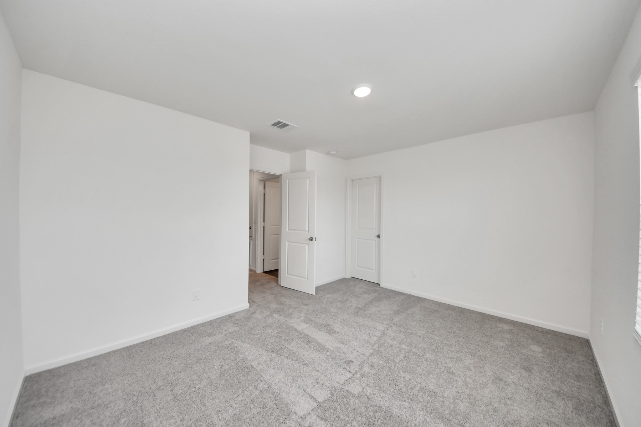 10315 Malta Trce Drive, Unit B Rosharon, TX 77583 - Photo 29 of 49 a view of an empty room