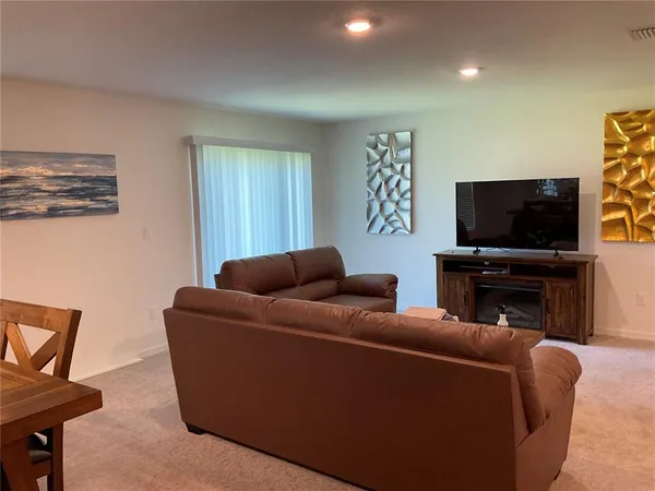 $2,350 | 36 Red Barn Drive, Palm Coast, FL 32164