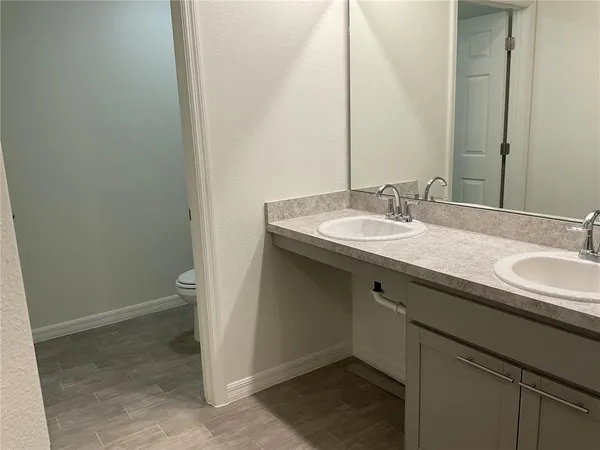 $2,350 | 36 Red Barn Drive, Palm Coast, FL 32164