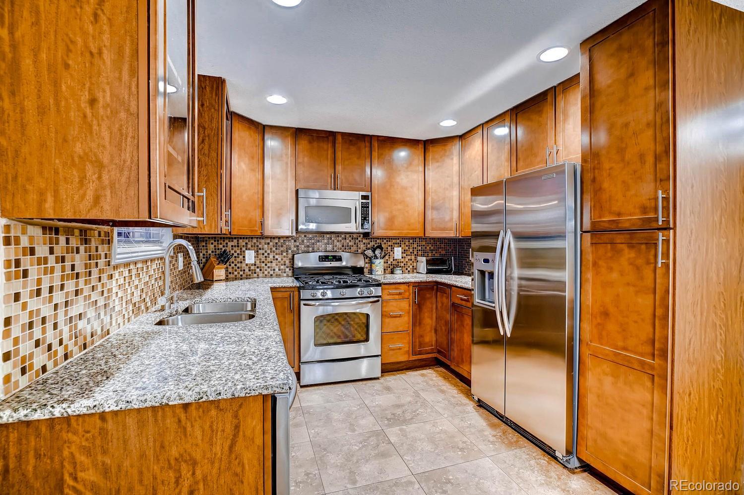 2733 Decatur Street Denver, CO 80211 - Photo 4 of 32 Gallery Image 4