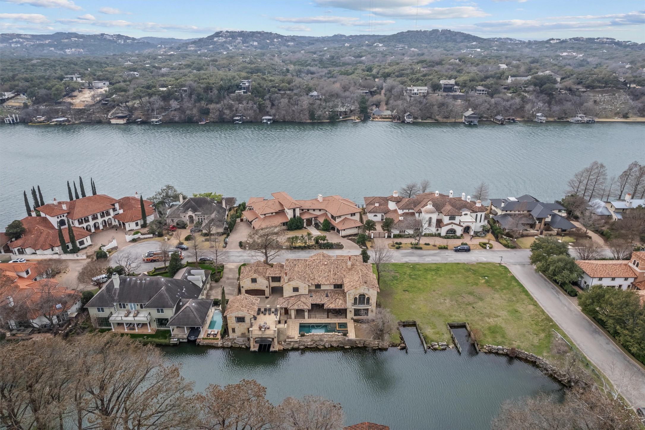 4407 Island Cove Austin, TX 78731 - Photo 39 of 40 a view of lake and mountain view