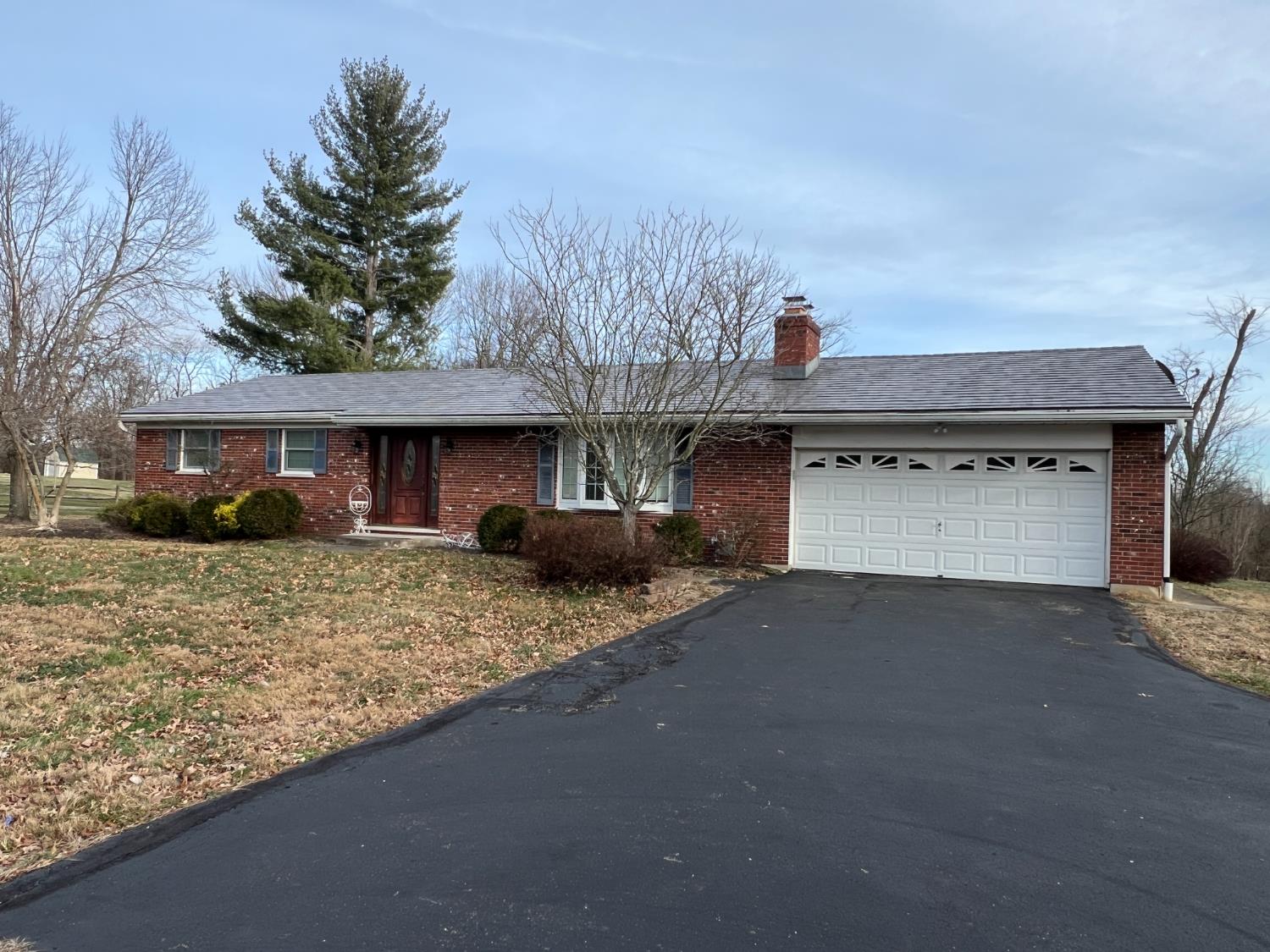 21090 Georgetown Road Lawrenceburg, IN 47025 - Photo 2 of 31