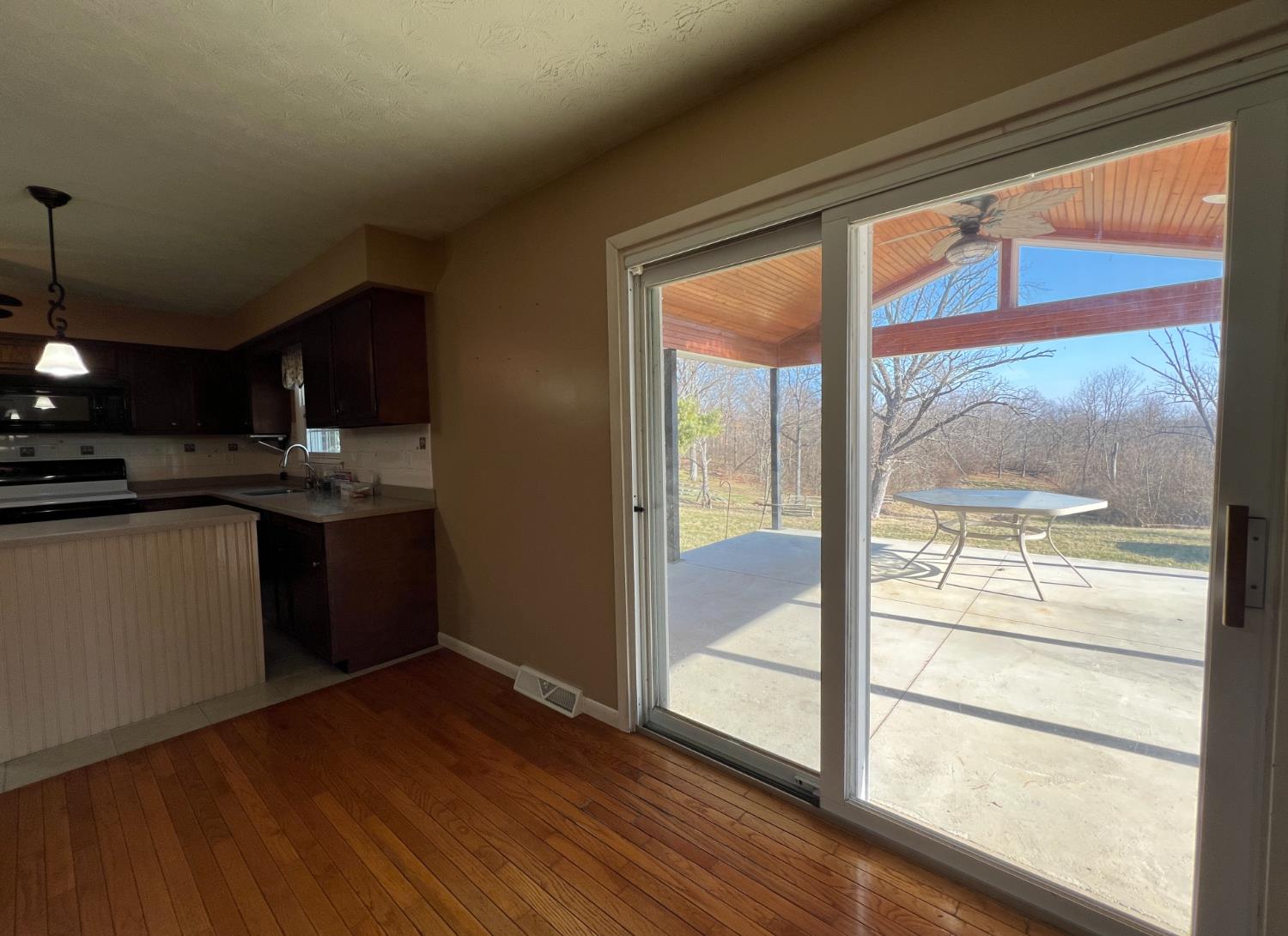 21090 Georgetown Road Lawrenceburg, IN 47025 - Photo 22 of 31