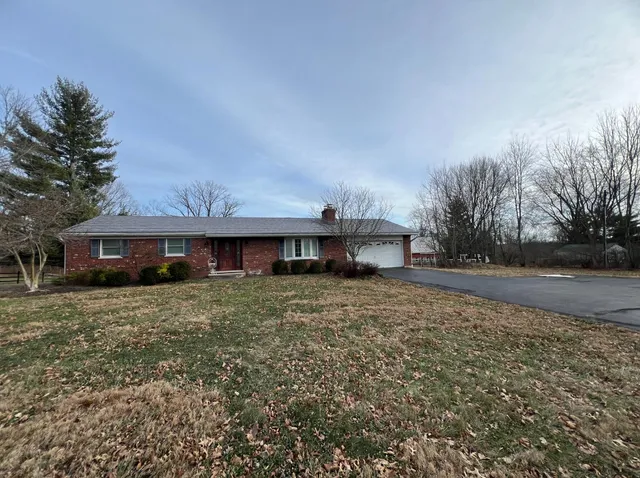 $349,900 | 21090 Georgetown Road, Lawrenceburg, IN 47025