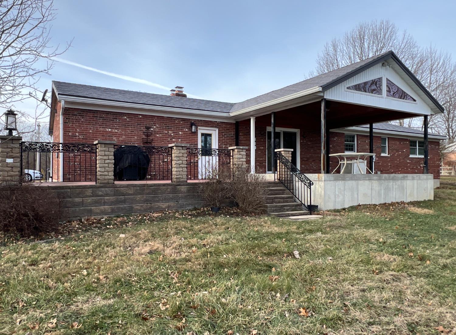 21090 Georgetown Road Lawrenceburg, IN 47025 - Photo 5 of 31