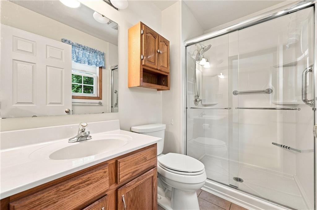 106 Old Forge Road Slippery Rock, PA 16057 - Photo 12 of 35 FULL MASTER BATH WITH STEP IN SHOWER.