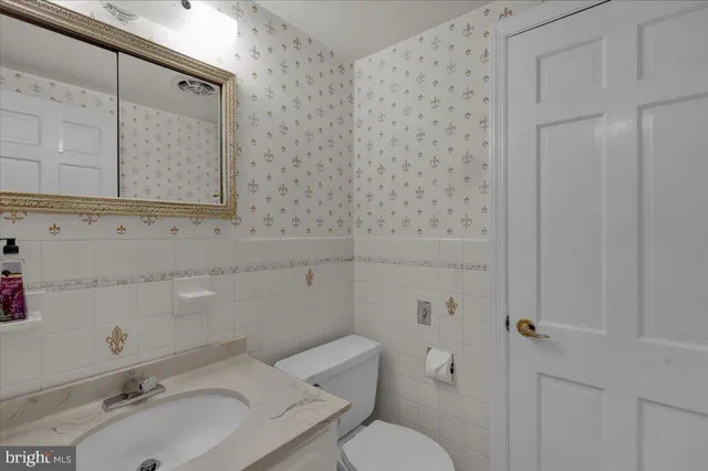 $339,000 | 30 North Bausman Drive, Lancaster, PA 17603