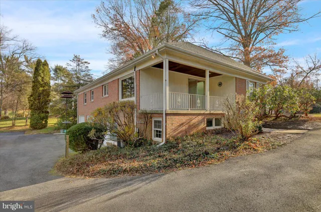 $339,000 | 30 North Bausman Drive, Lancaster, PA 17603