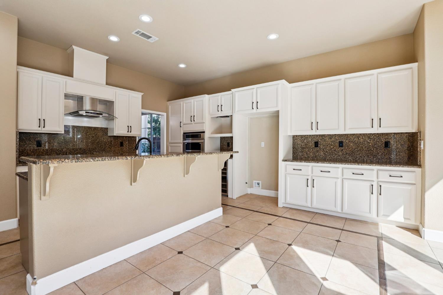716 Chesterfield Way Rocklin, CA 95765 - Photo 21 of 80
