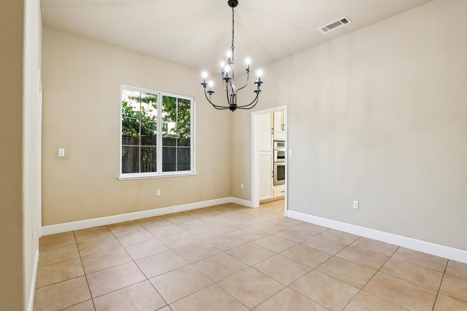 716 Chesterfield Way Rocklin, CA 95765 - Photo 24 of 80