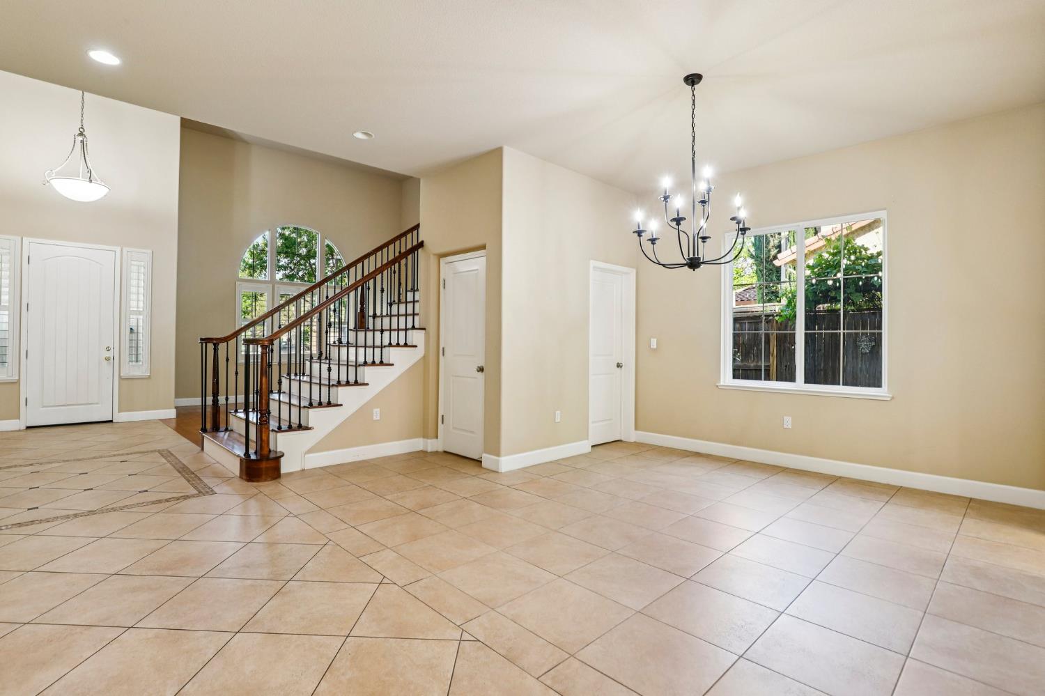 716 Chesterfield Way Rocklin, CA 95765 - Photo 27 of 80