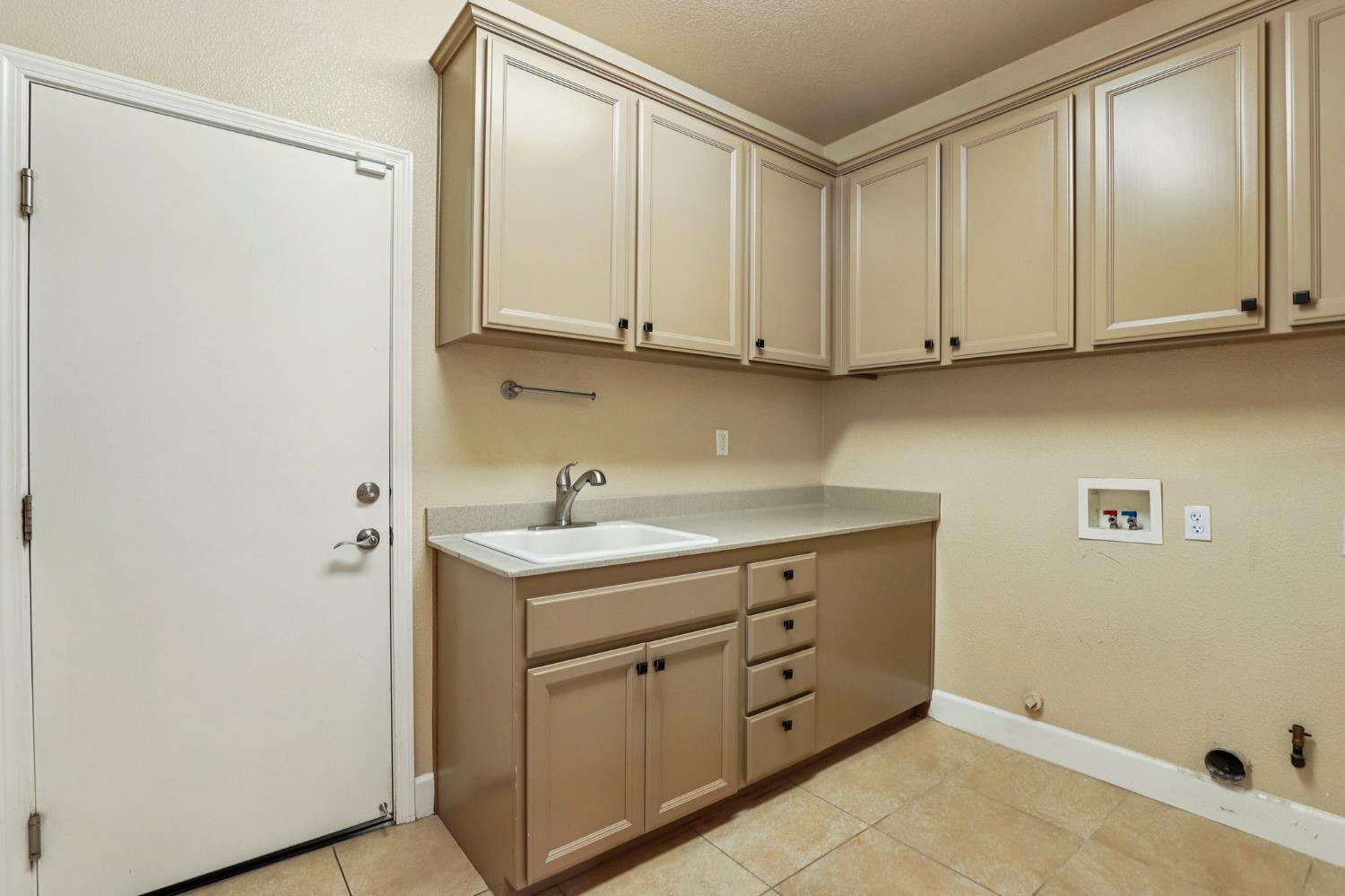 716 Chesterfield Way Rocklin, CA 95765 - Photo 30 of 80