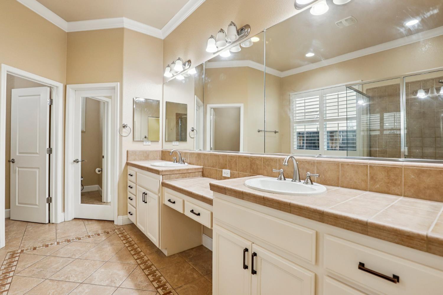 716 Chesterfield Way Rocklin, CA 95765 - Photo 35 of 80