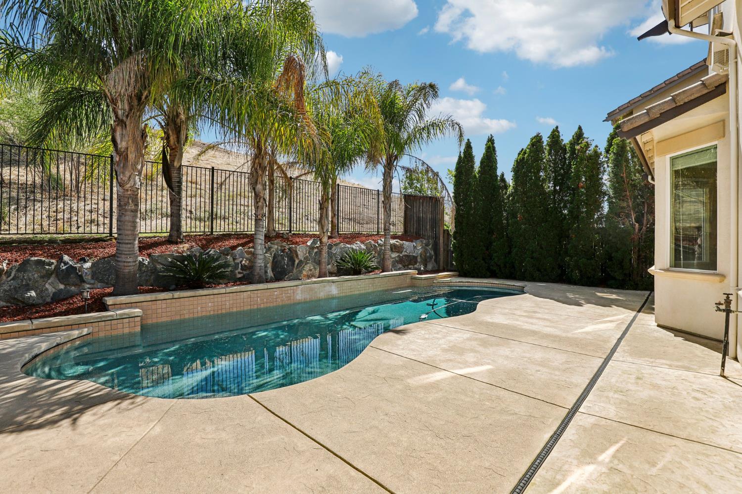 716 Chesterfield Way Rocklin, CA 95765 - Photo 59 of 80