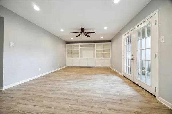 $1,700 | 5005 Georgi Lane, Unit 36, Houston, TX 77092