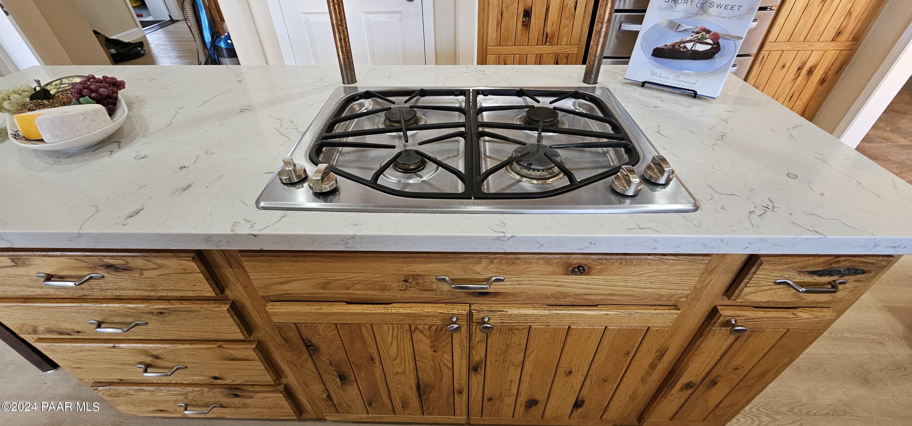 4860 West Stazenski Road Prescott, AZ 86305 - Photo 16 of 67 Gas Cooktop
