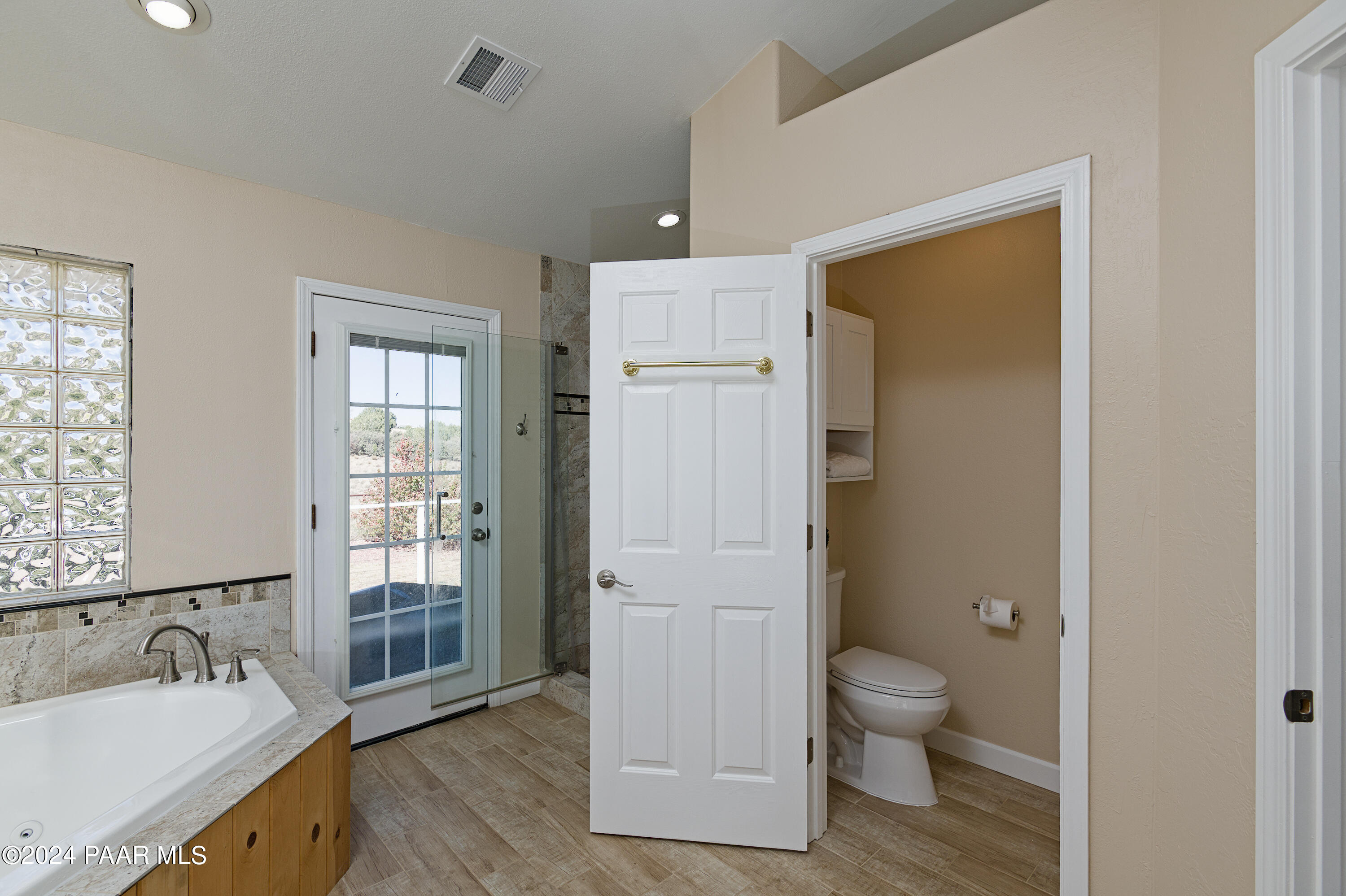 4860 West Stazenski Road Prescott, AZ 86305 - Photo 28 of 67 MainBR-BA_watercloset