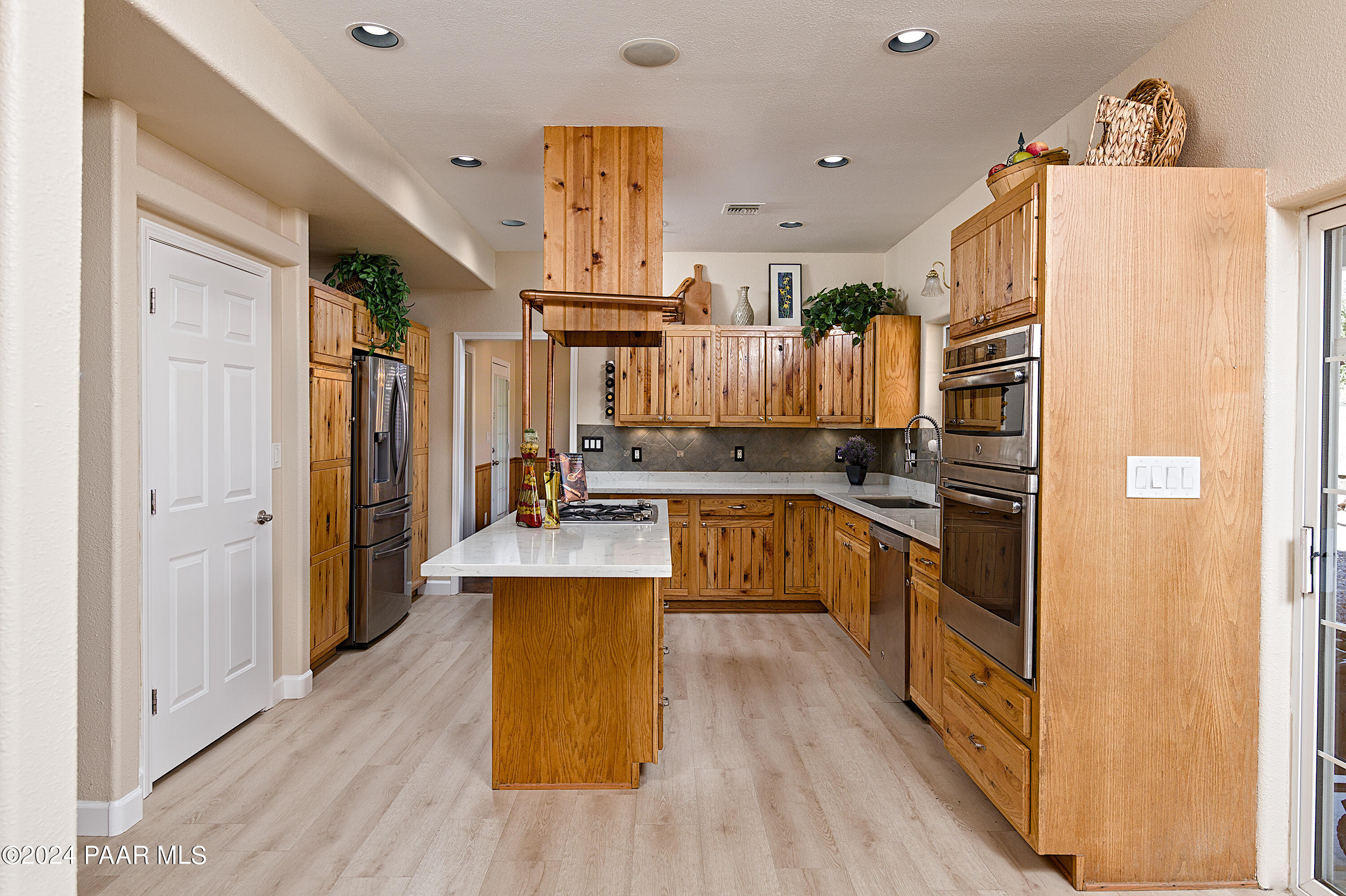 4860 West Stazenski Road Prescott, AZ 86305 - Photo 10 of 67 Kitchen