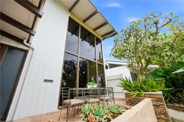 $2,399,000 | 267 Nieto Avenue, Long Beach, CA 90803