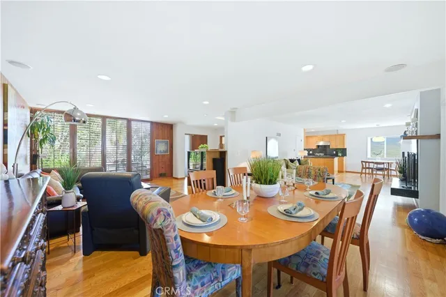 $2,285,000 | 267 Nieto Avenue, Long Beach, CA 90803