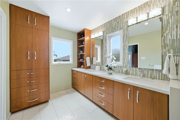 $2,185,000 | 267 Nieto Avenue, Long Beach, CA 90803