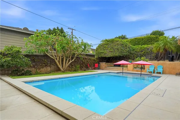 $2,185,000 | 267 Nieto Avenue, Long Beach, CA 90803