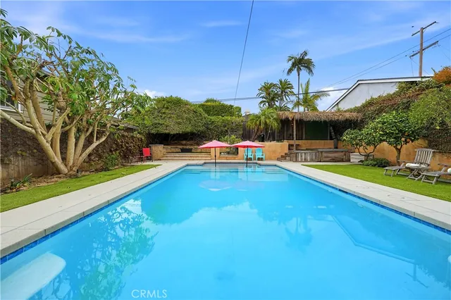 $2,285,000 | 267 Nieto Avenue, Long Beach, CA 90803